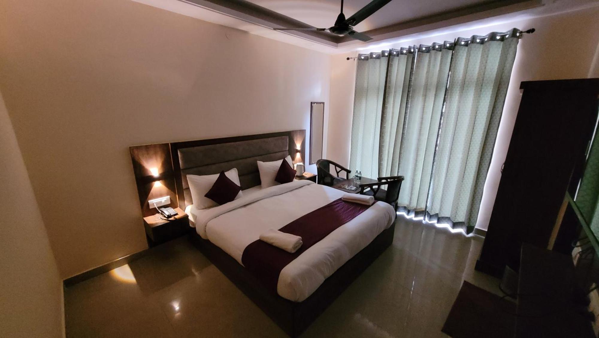 Hotel Keshav Nandan By The Shivaay Rishīkesh Zewnętrze zdjęcie