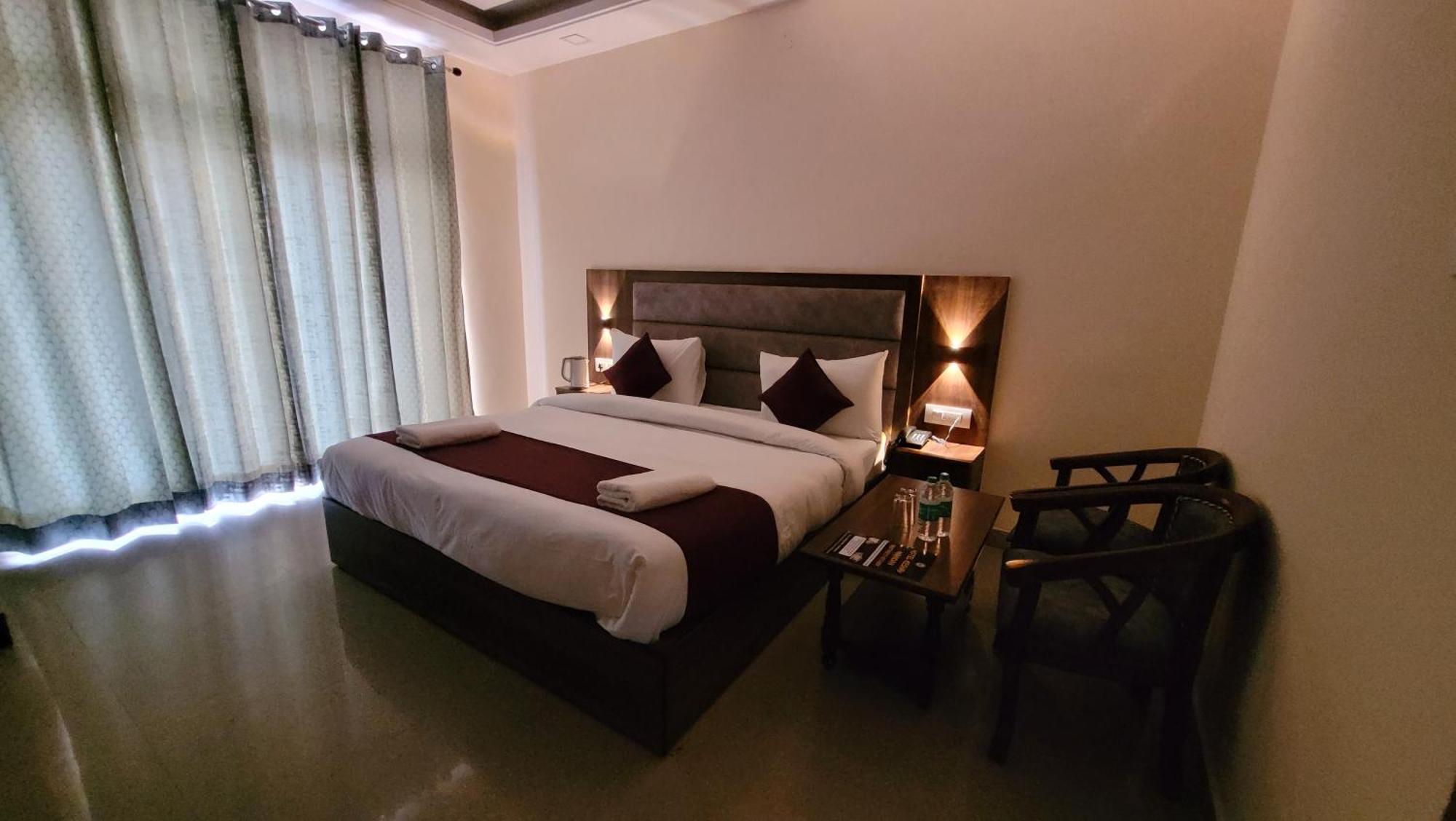 Hotel Keshav Nandan By The Shivaay Rishīkesh Zewnętrze zdjęcie
