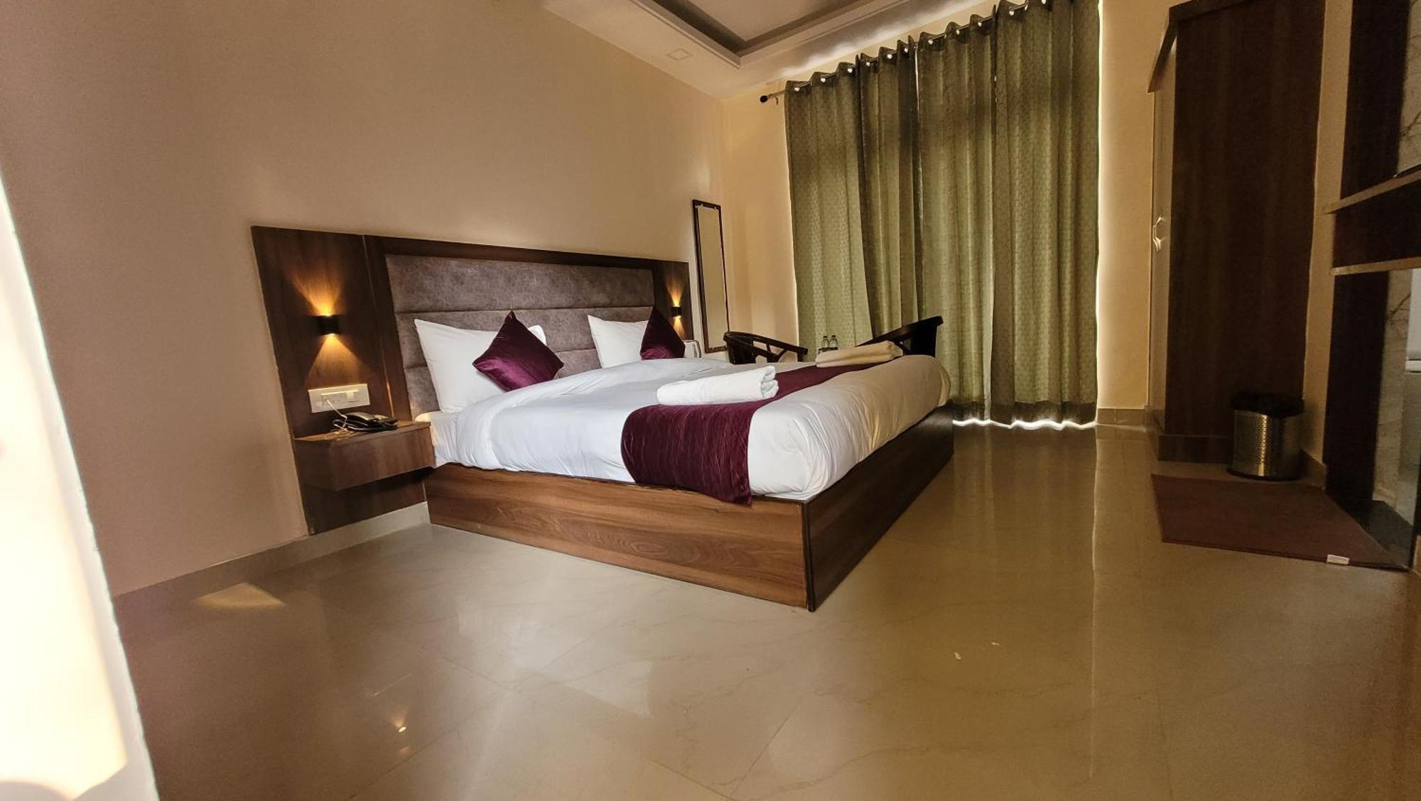 Hotel Keshav Nandan By The Shivaay Rishīkesh Zewnętrze zdjęcie