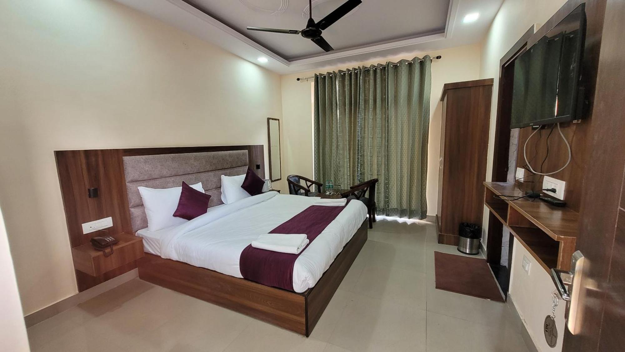 Hotel Keshav Nandan By The Shivaay Rishīkesh Zewnętrze zdjęcie