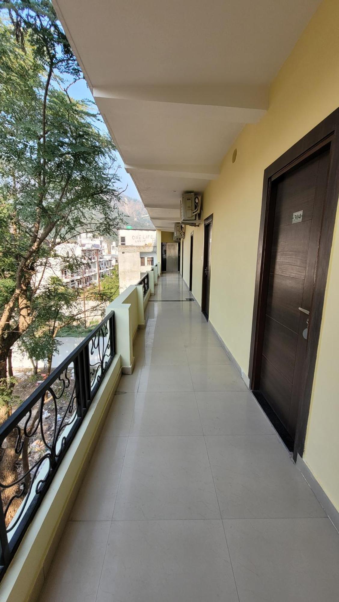 Hotel Keshav Nandan By The Shivaay Rishīkesh Zewnętrze zdjęcie