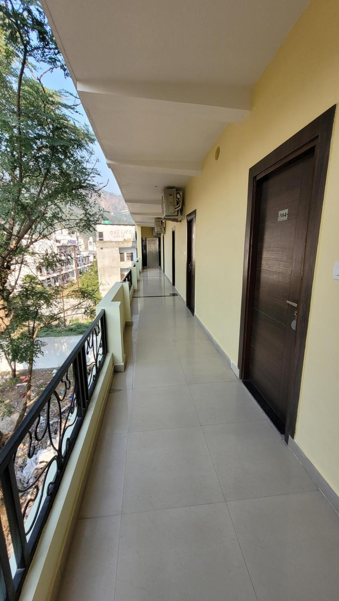 Hotel Keshav Nandan By The Shivaay Rishīkesh Zewnętrze zdjęcie